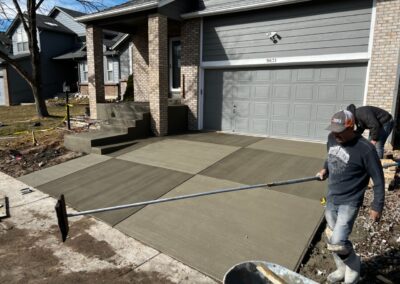 concrete driveway replacement