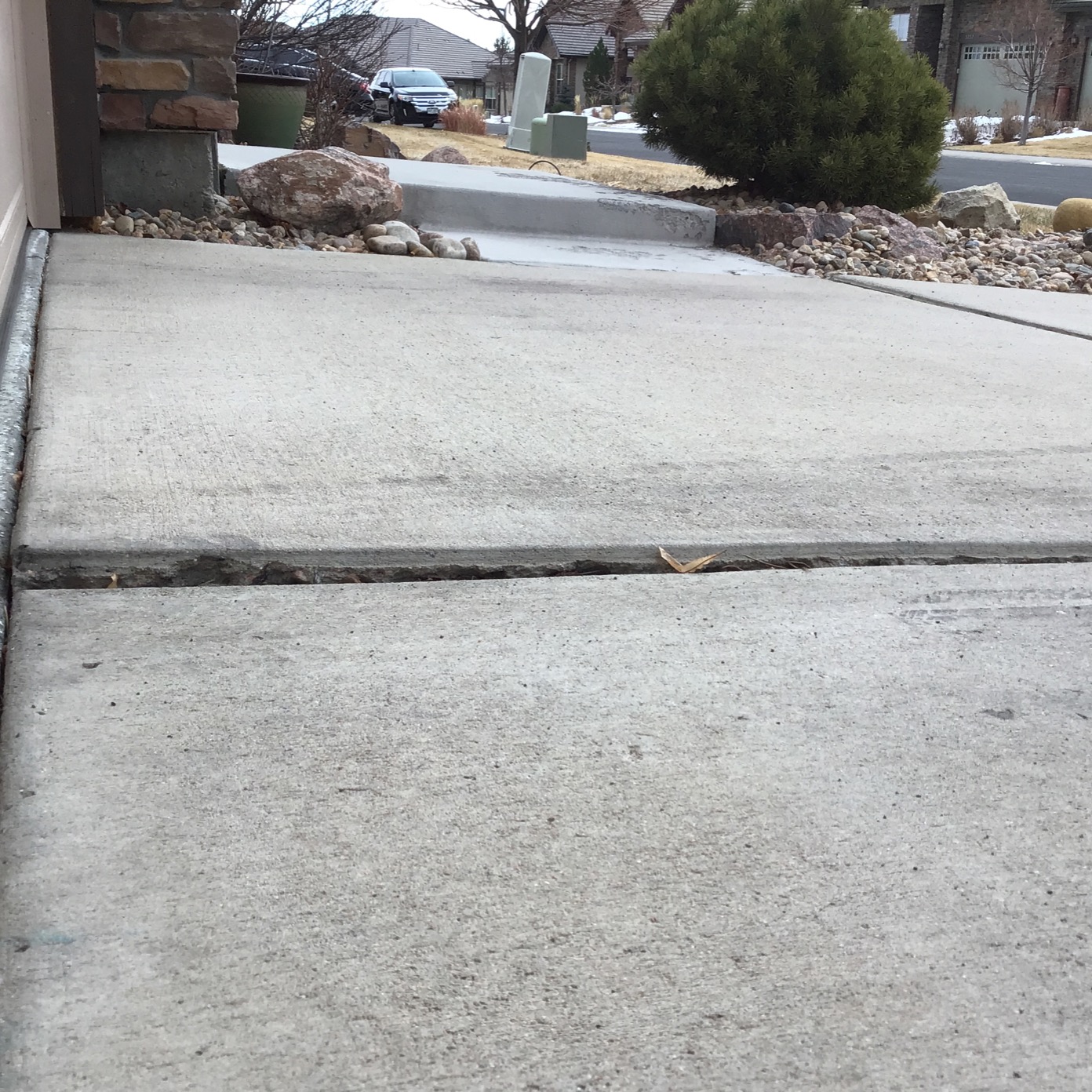 signs you need concrete leveling