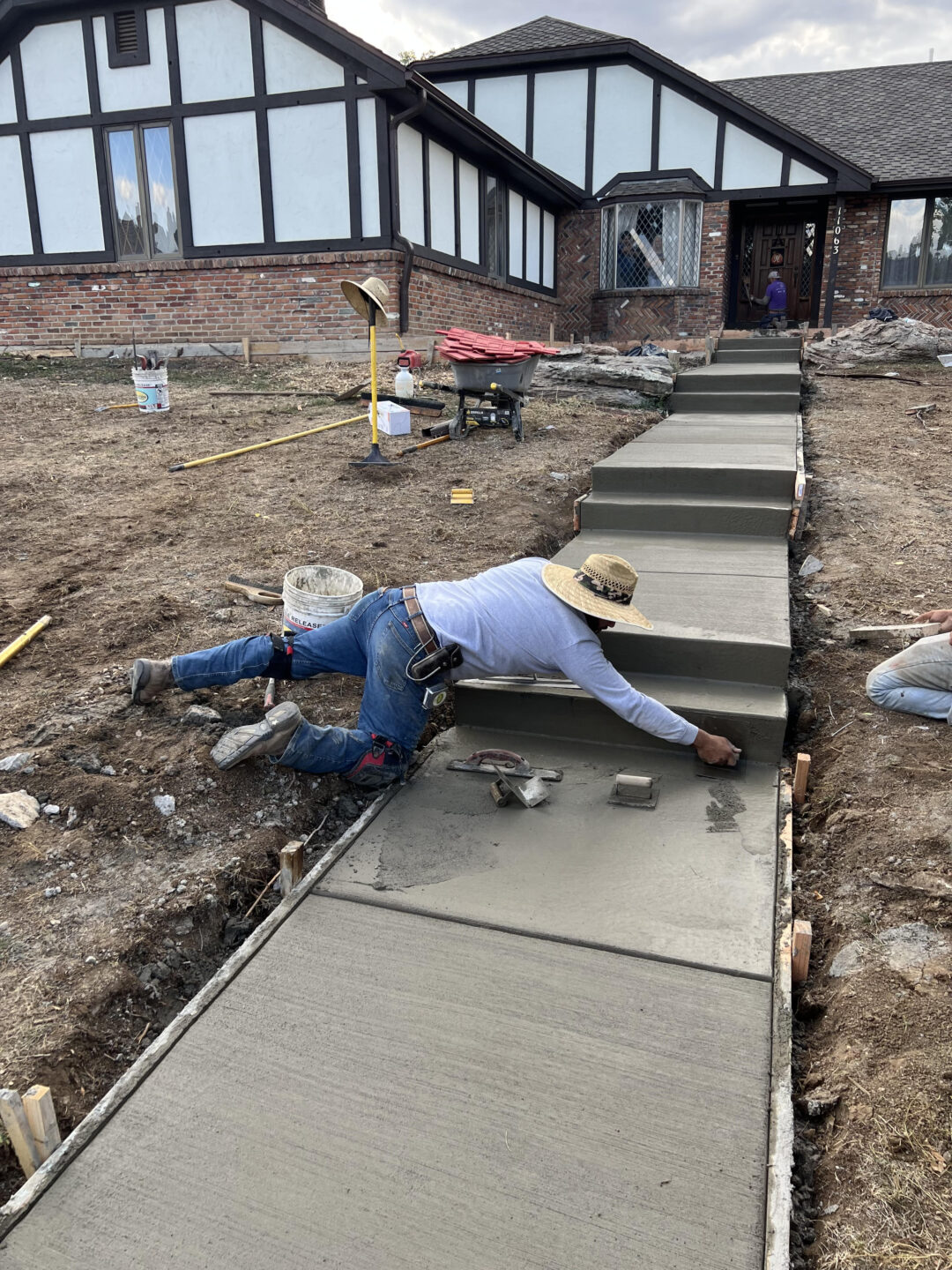 Concrete Sidewalks & Walkway Paths Liftech Concrete